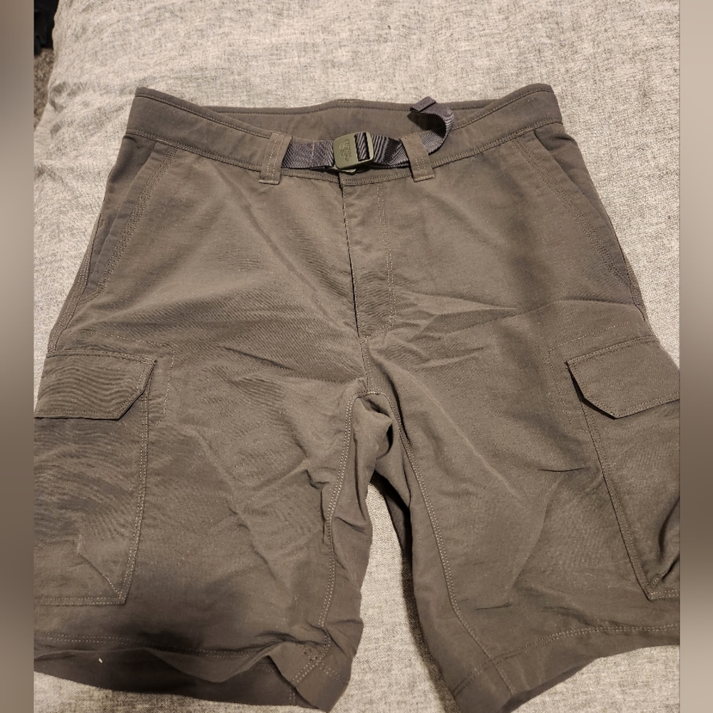 The North Face utility belted shorts